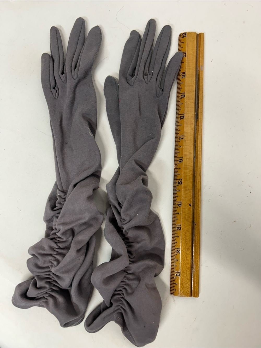 Women's Long Ruched Gloves - Gray vintage